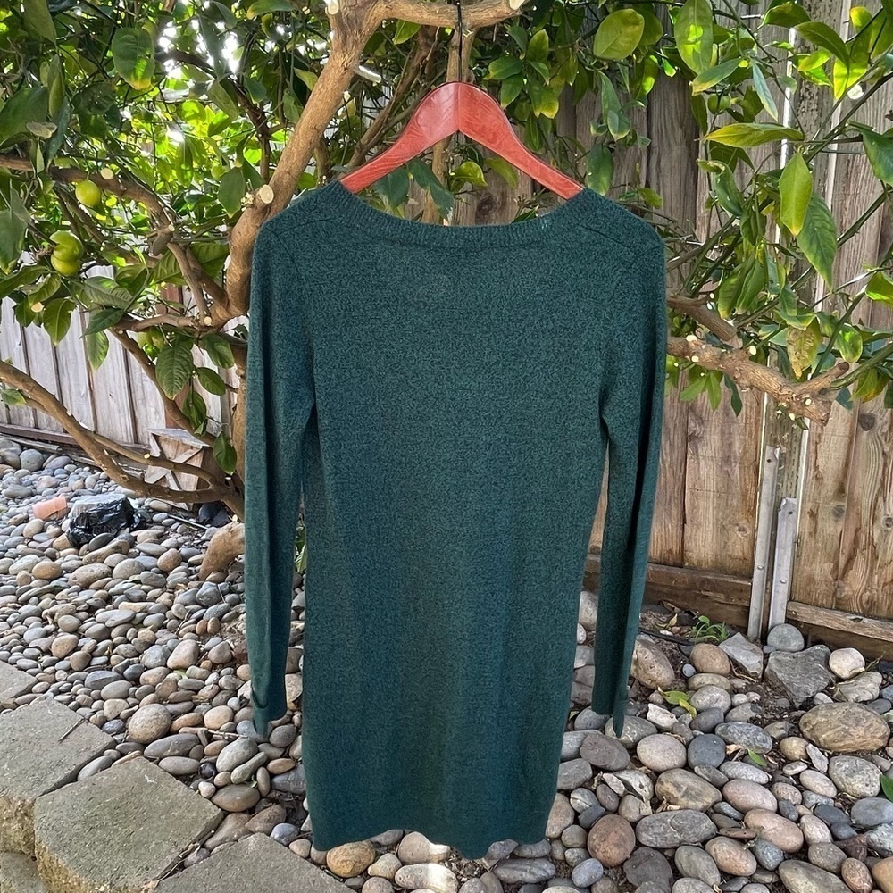 IZ Byer | Green long sleeve sweater dress lace up chest - Picture 8 of 13